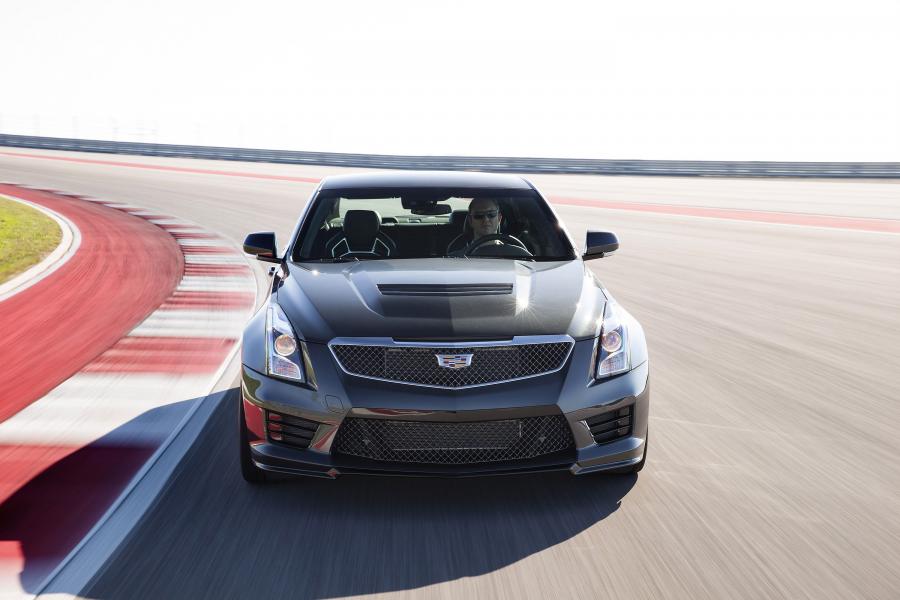  Cadillac ATS-V 2016 года  (NA) (фото 8 из 34)